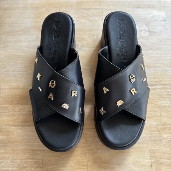 Karl Lagerfeld Studded Charm Platform Gold Black Leather Wedge Sandals 9M NEW - Picture 2 of 10